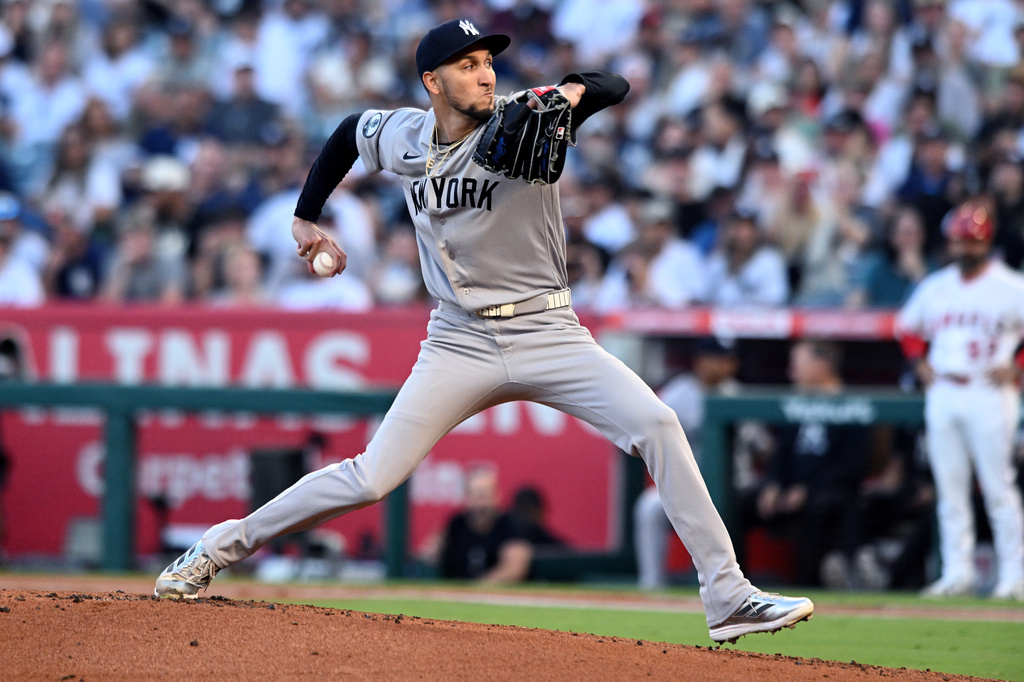 New York Yankees pitcher Elmer Rodriguez throws against the Los Angeles Angels in the first inning of a baseball game Monday, Aug. 31, 2026, in Anaheim, Calif. (AP Photo/Wally Skalij)
