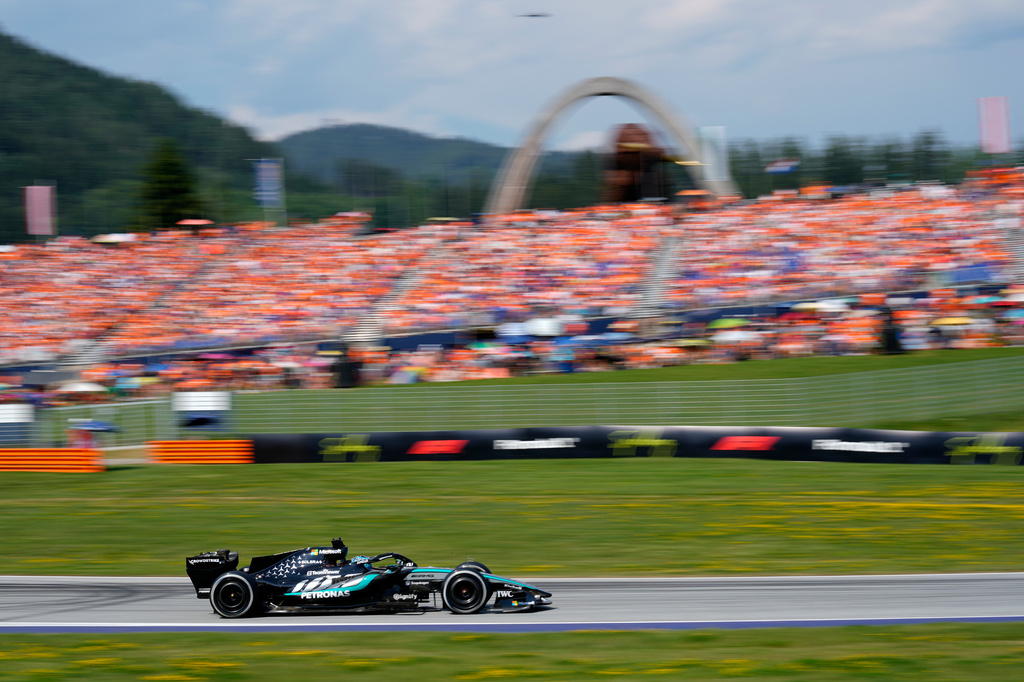 Mercedes driver George Russell of Britain steers his car during the Austrian F1 Grand Prix, in Spielberg, Austria, Sunday, June 28, 2026. (AP Photo/Darko Bandic)