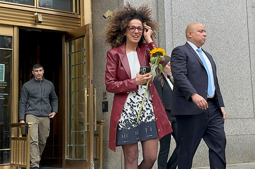 Iranian American journalist Masih Alinejad walks out of Manhattan federal court, Wednesday, Oct. 29, 2025, in New York, after two Russian mobsters were sentenced to 25 years in prison for agreeing to attempt to assassinate her. (AP Photo/Larry Neumeister) Iranian American journalist Masih Alinejad walks out of Manhattan federal court, Wednesday, Oct. 29, 2025, in New York, after two Russian mobsters were sentenced to 25 years in prison for agreeing to attempt to assassinate her. (AP Photo/Larry Neumeister)