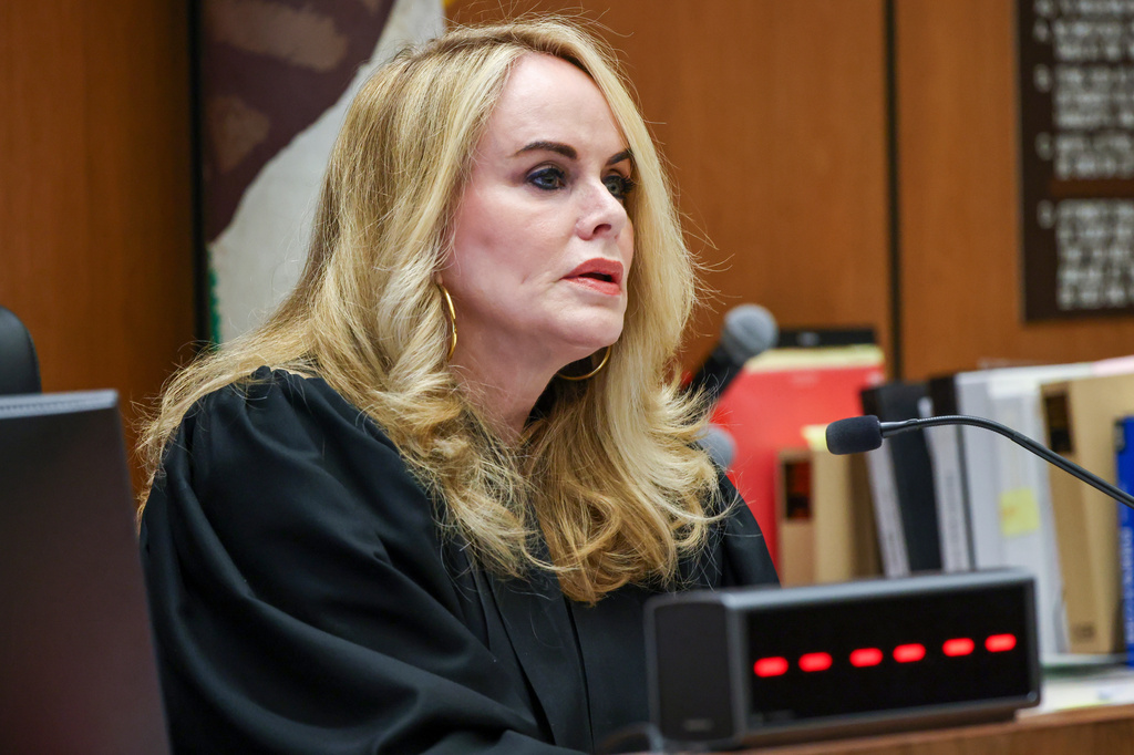 Judge Theresa R McGonigle presides over the arraignment of David Anthony Burke, whose stage name is D4vd, Monday, April 20, 2026, in Los Angeles on charges of killing a 14-year-old girl whose dismembered body was found in his car. (Ted Soqui/Pool Photo via AP)