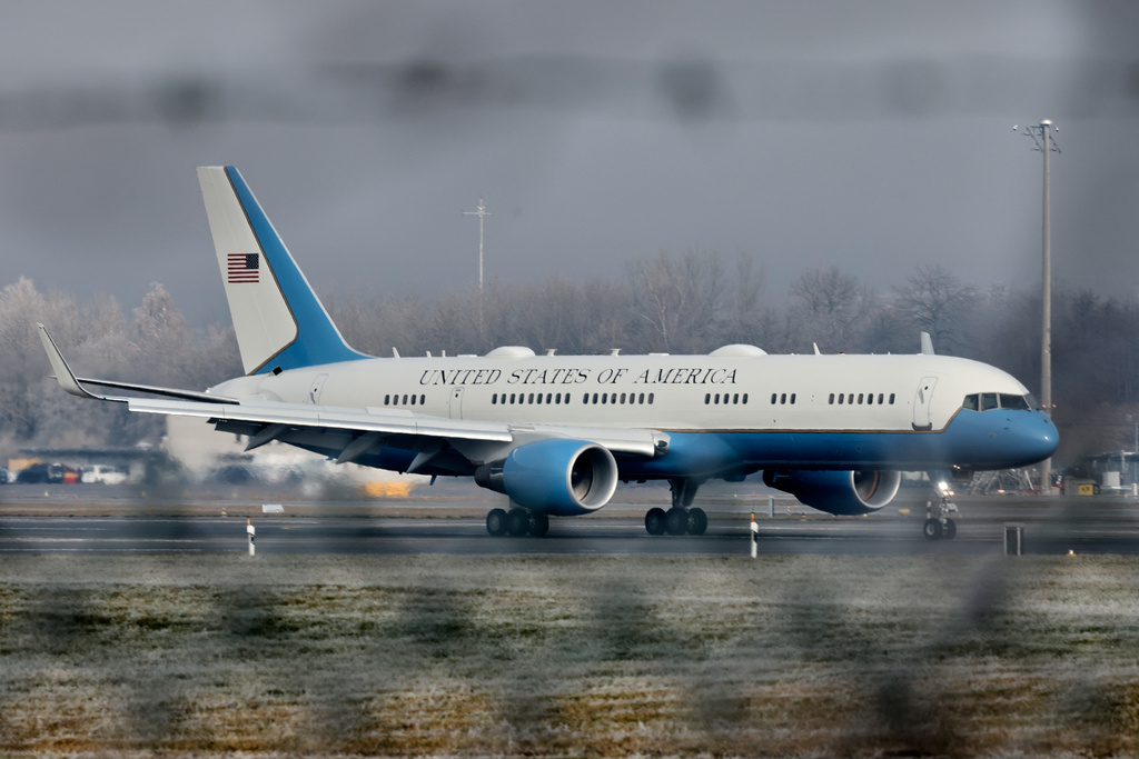 Air Force One lands at the airport in Zurich, Switzerland, Wednesday, Jan. 21, 2026. (AP Photo/Arnd Wiegmann))
