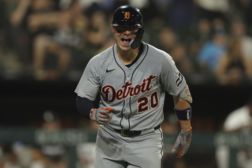 Detroit Tigers' Spencer Torkelson celebrates after hitting a home run during the ninth inning of a baseball game against the Chicago White Sox, Monday, Aug. 11, 2025, in Chicago. (AP Photo/Melissa Tamez)