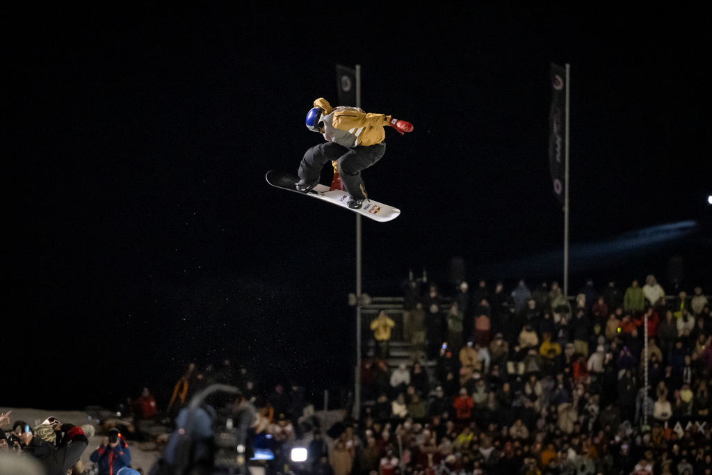 Scotty James of Australia in action during the final run of the Snowboard Halfpipe World Cup at Laax Open, in Laax, Switzerland, Saturday, Jan. 17, 2026. (Andreas Becker/Keystone via AP)
