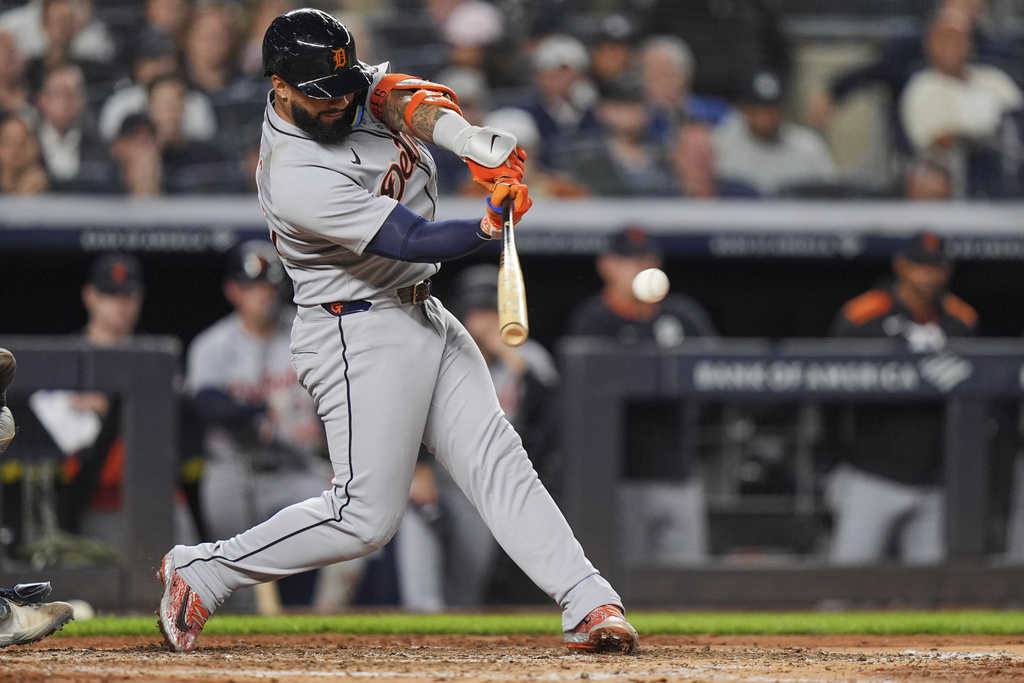 Detroit Tigers' Gleyber Torres hits a two-run single during the fifth inning of a baseball game against the New York Yankees Wednesday, Sept. 10, 2025, in New York. (AP Photo/Frank Franklin II)
