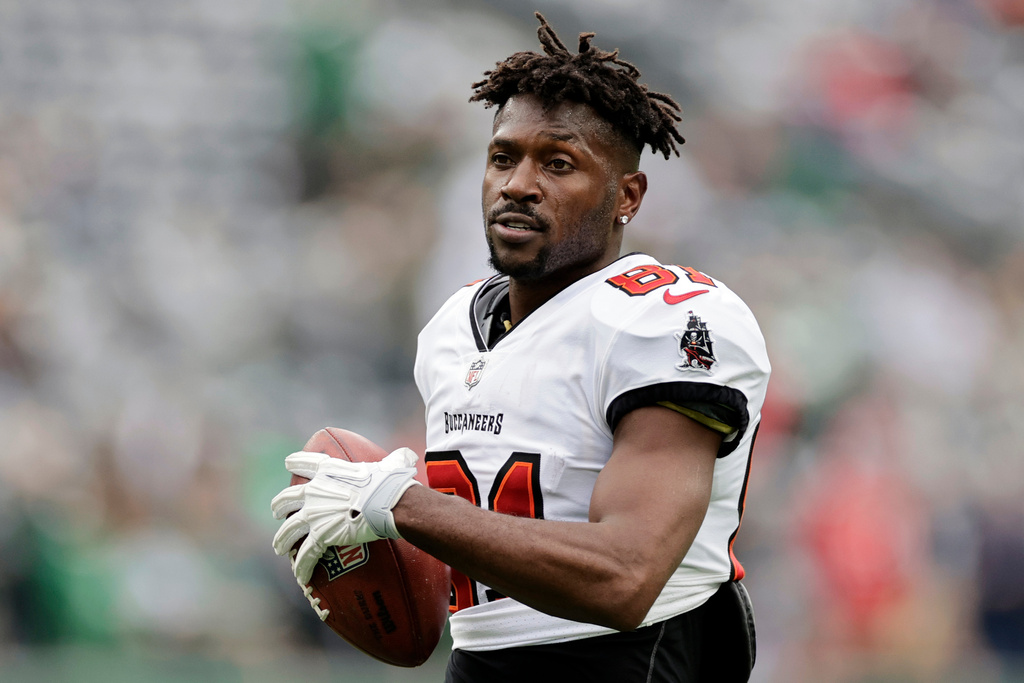 FILE - Tampa Bay Buccaneers wide receiver Antonio Brown (81) walks on the field during an NFL football game against the New York Jets, Jan. 2, 2022, in East Rutherford, N.J. (AP Photo/Adam Hunger, File)