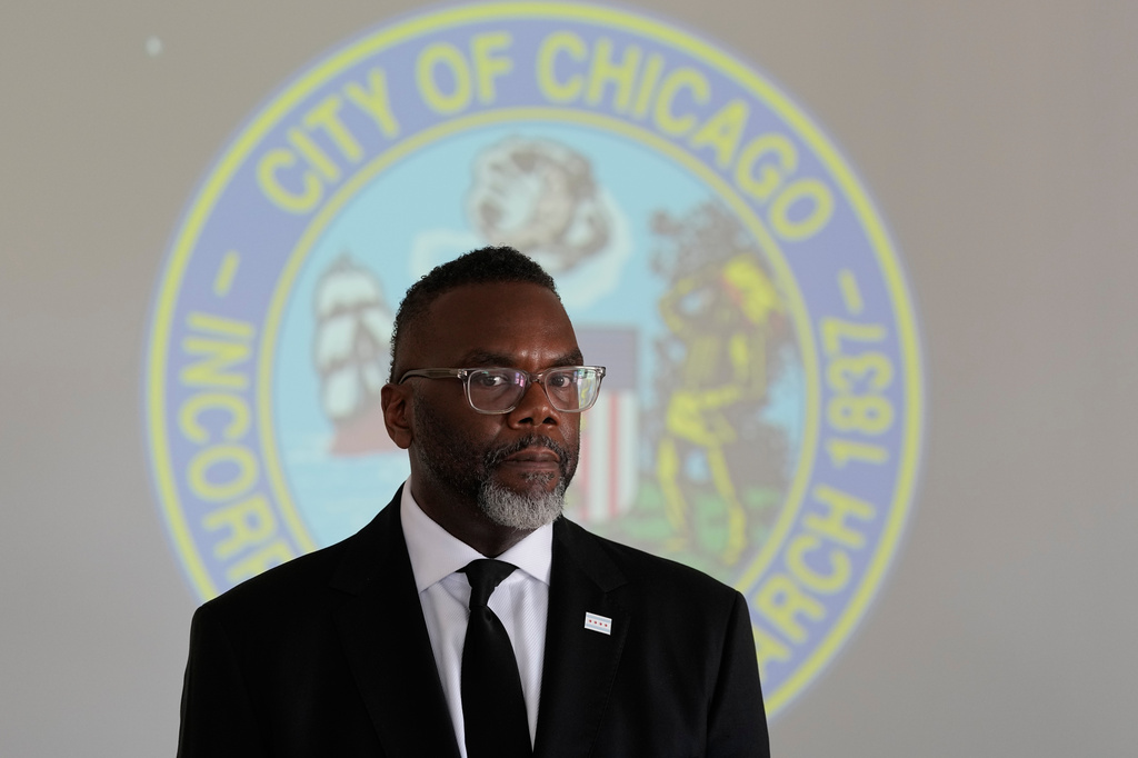 Chicago's Mayor Brandon Johnson attends a press briefing in Rome, Thursday, May 28, 2026. (AP Photo/Alessandra Tarantino)