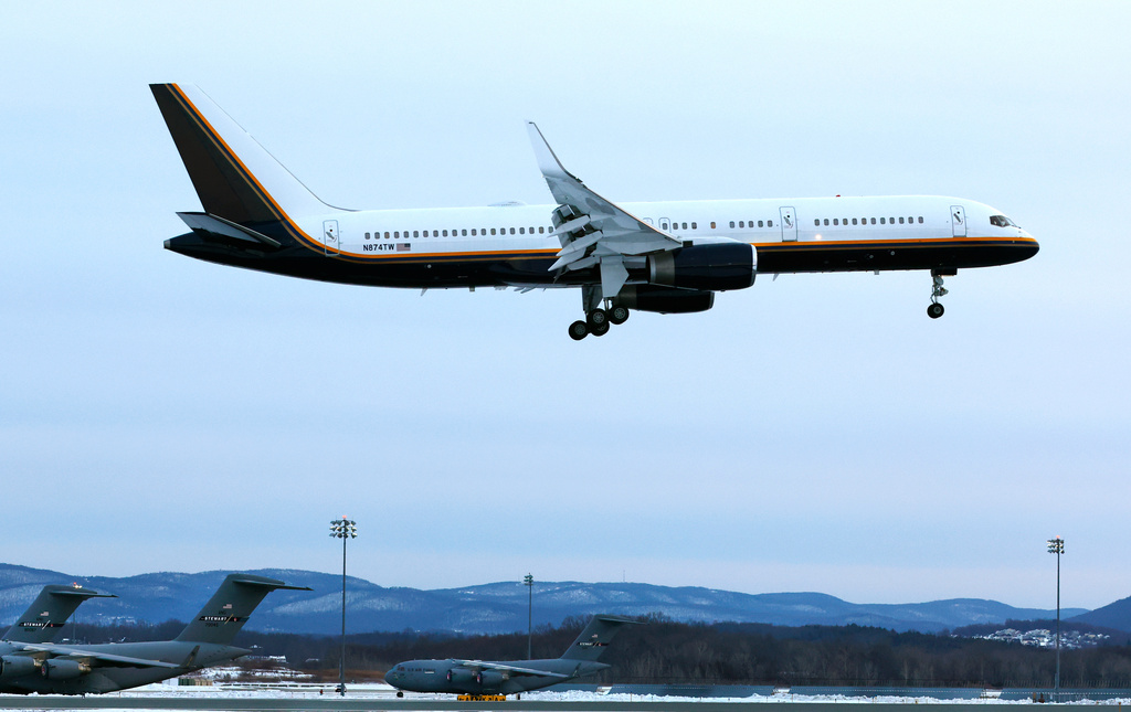 An airplane carrying captured Venezuelan President Nicolas Maduro lands at Stewart Air National Guard Base in Newburgh, N.Y. (AP Photo/Noah K. Murray)