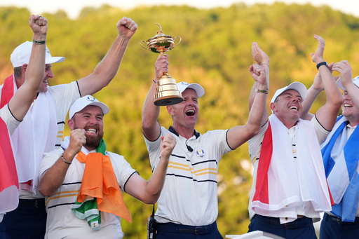 Europe captain Luke Donald poses with the trophy after winning the Ryder Cup golf tournament against the United States on the Bethpage Black golf course, Sunday, Sept. 28, 2025, in Farmingdale, N.Y. (AP Photo/Lindsey Wasson) Europe captain Luke Donald poses with the trophy after winning the Ryder Cup golf tournament against the United States on the Bethpage Black golf course, Sunday, Sept. 28, 2025, in Farmingdale, N.Y. (AP Photo/Lindsey Wasson)