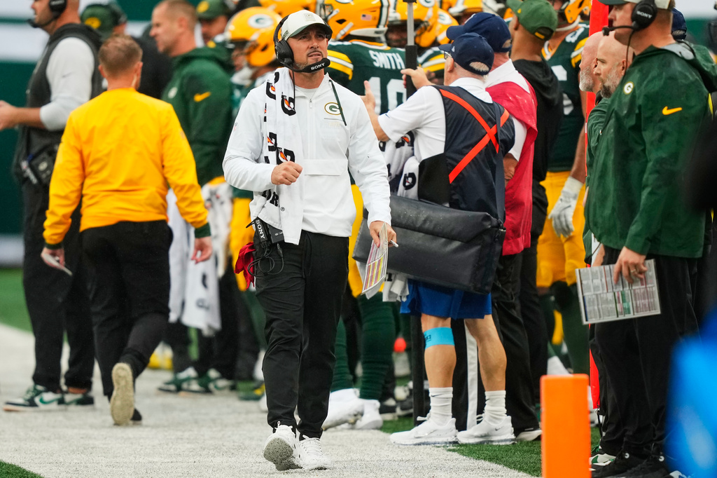 Green Bay Packers head coach Matt LaFleur looks on during an NFL football game against the New York Jets in East Rutherford, N.J., Sunday, Sept. 20, 2026. (AP Photo/Yuki Iwamura)