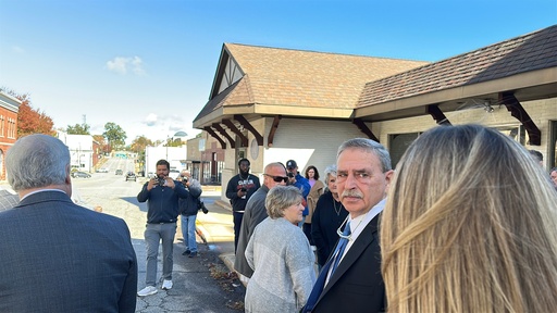 Former Spartanburg County Sheriff Chuck Wright walks out of court after pleading guilty to theft and conspiracy charges on Thursday, Oct. 30, 2025, in Anderson, S.C. (AP Photo/Jeffrey Collins) Former Spartanburg County Sheriff Chuck Wright walks out of court after pleading guilty to theft and conspiracy charges on Thursday, Oct. 30, 2025, in Anderson, S.C. (AP Photo/Jeffrey Collins)
