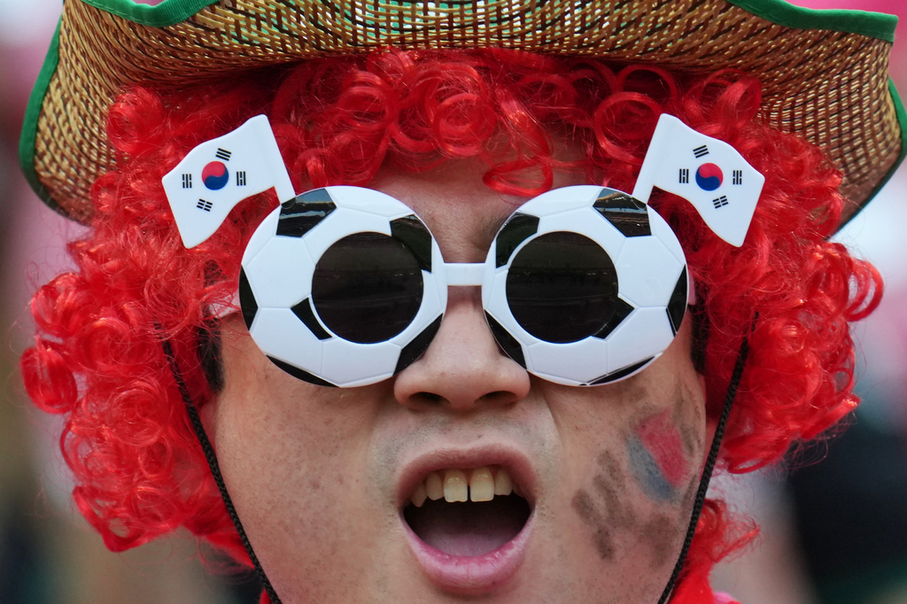 South Korean fans react ahead of the World Cup Group A soccer match between South Korea and Czechia in Zapopan, near Guadalajara, Mexico, Thursday, June 11, 2026. (AP Photo/Matias Delacroix)