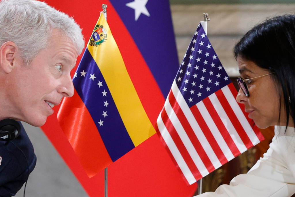 U.S. Energy Secretary Chris Wright, left, meets with Venezuelan acting President Delcy Rodriguez at Miraflores presidential palace in Caracas, Venezuela, Wednesday, Sept. 2, 2026. (AP Photo/Pedro Mattey)