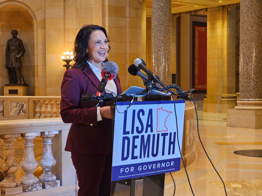 The top Republican in Minnesota state government, House Speaker Lisa Demuth, holds a news conference at the State Capitol in St. Paul on Monday, Nov. 3, 2025, to kick off her campaign for governor against Democratic Gov. Tim Walz. (AP Photo/Steve Karnowski)