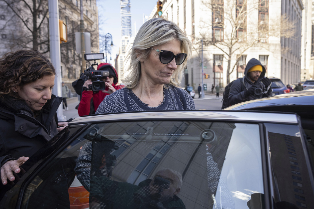 FILE - Nadine Menendez, wife of Sen. Bob Menendez, D-N.J., leaves Manhattan federal court, March 21, 2024, in New York. (AP Photo/Yuki Iwamura, File)
