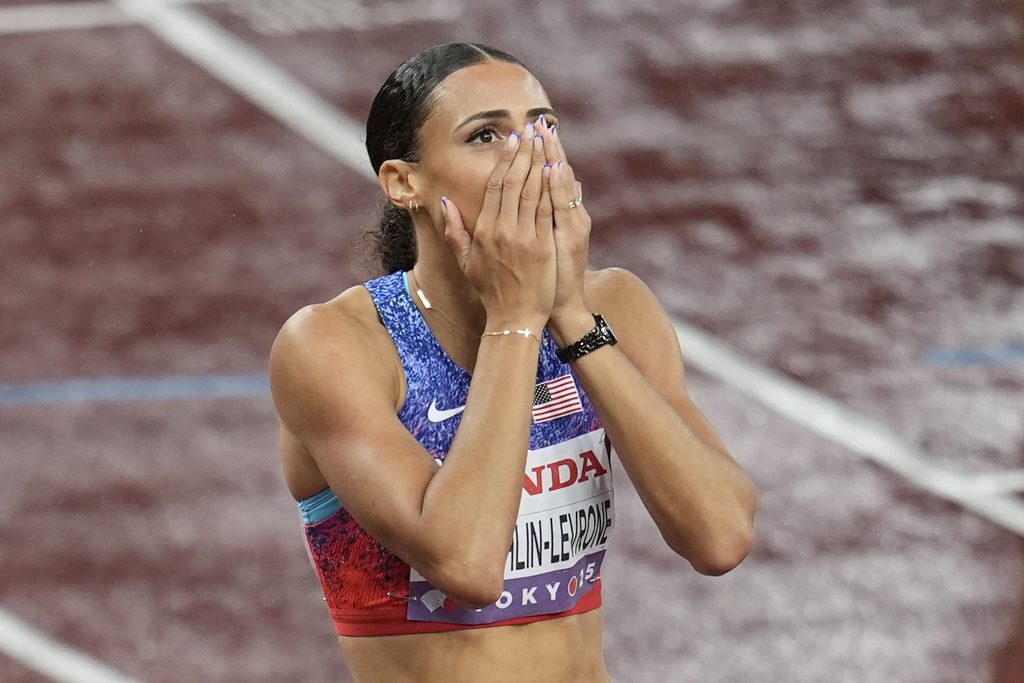 United States' Sydney McLaughlin-Levrone, reacts after winning in the women's 400 meters final at the World Athletics Championships in Tokyo, Thursday, Sept. 18, 2025. (AP Photo/Abbie Parr)