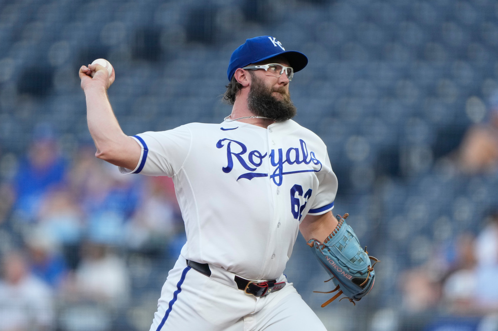Kansas City Royals starting pitcher Randy Dobnak throws during the first inning of a baseball game against the Miami Marlins, Tuesday, Sept. 1, 2026, in Kansas City, Mo. (AP Photo/Charlie Riedel)