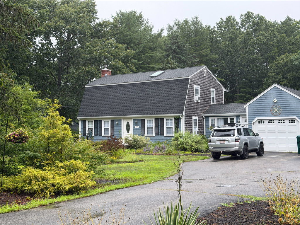 The former home of Lindsay Clancy is seen in Duxbury, Mass., on Thursday, July 30, 2026. (AP Photo/Michael Casey)