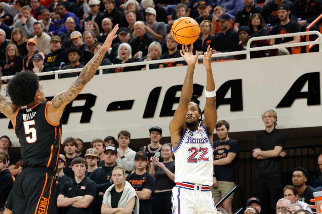 Freshman star Darryn Peterson erupts early as No. 8 Kansas rolls past Oklahoma State 81-69