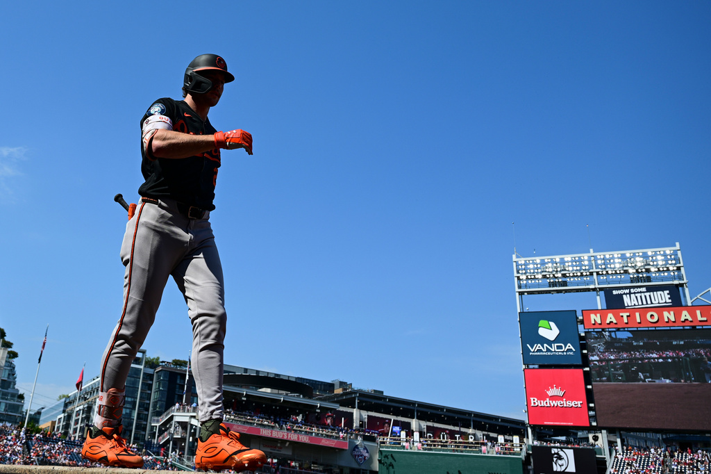 Baltimore Orioles' Gunnar Henderson walks to the on-deck circle during the first inning of a baseball game against the Washington Nationals, Saturday, May 16, 2026, in Washington. (AP Photo/Terrance Williams)