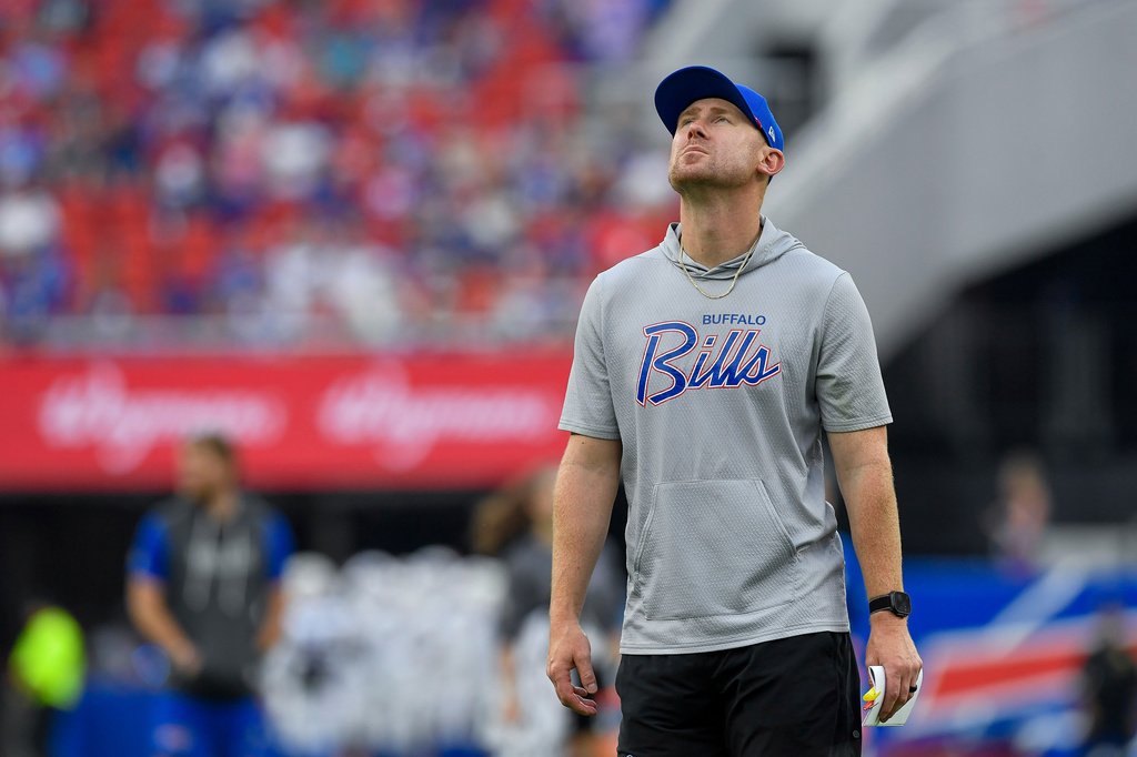 Buffalo Bills head coach Joe Brady looks around the stadium during practice at the team's NFL football training camp Saturday, Aug. 8, 2026, in Orchard Park, N.Y. (AP Photo/Adrian Kraus)