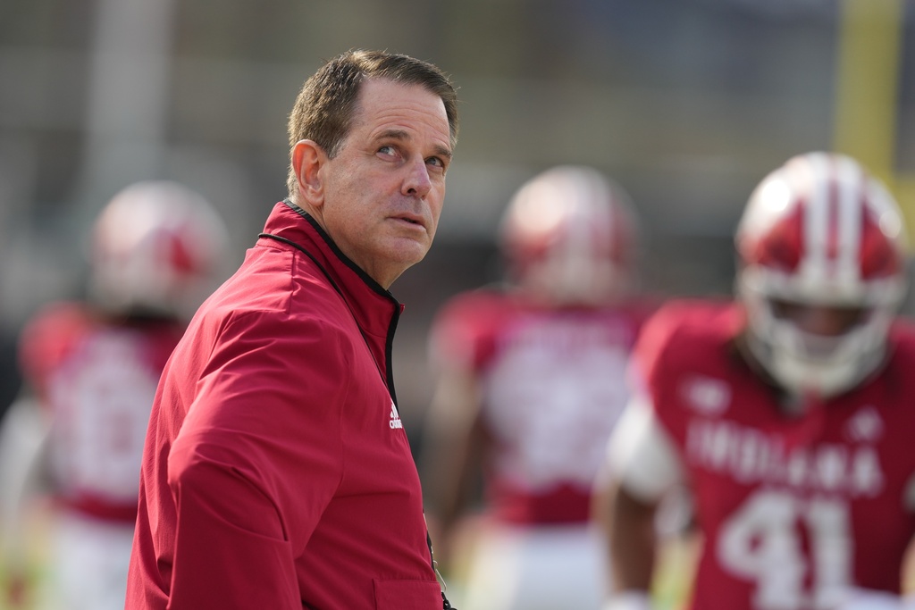 Indiana head coach Curt Cignetti watches during warm-ups before an NCAA college football game against Wisconsin, Saturday, Nov. 15, 2025, in Bloomington, Ind. (AP Photo/Darron Cummings)