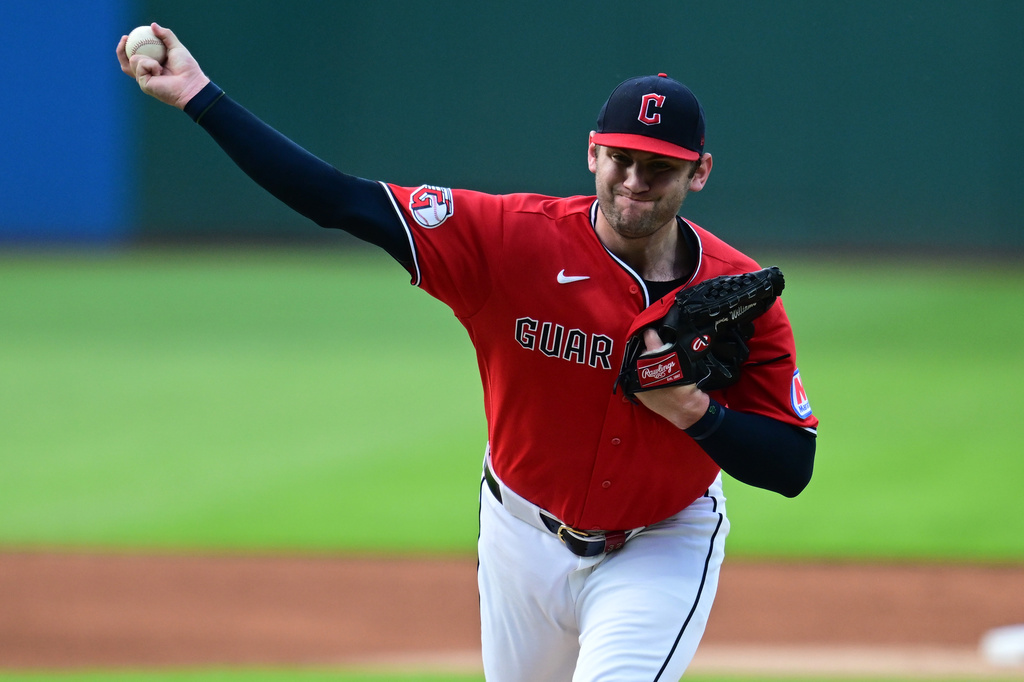 Cleveland Guardians starting pitcher Gavin Williams delivers during the first inning of a baseball game against the New York Yankees, Monday, June 8, 2026, in Cleveland. (AP Photo/David Dermer)