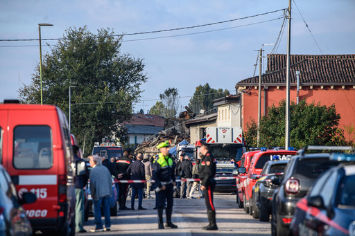 Police cordon off the scene of an explosion in the town of Castel d’Azzano, 10 km (six miles) southwest Verona, Italy, Tuesday, Oct. 14, 2025. (Claudio Furlan/LaPresse via AP) Police cordon off the scene of an explosion in the town of Castel d’Azzano, 10 km (six miles) southwest Verona, Italy, Tuesday, Oct. 14, 2025. (Claudio Furlan/LaPresse via AP)