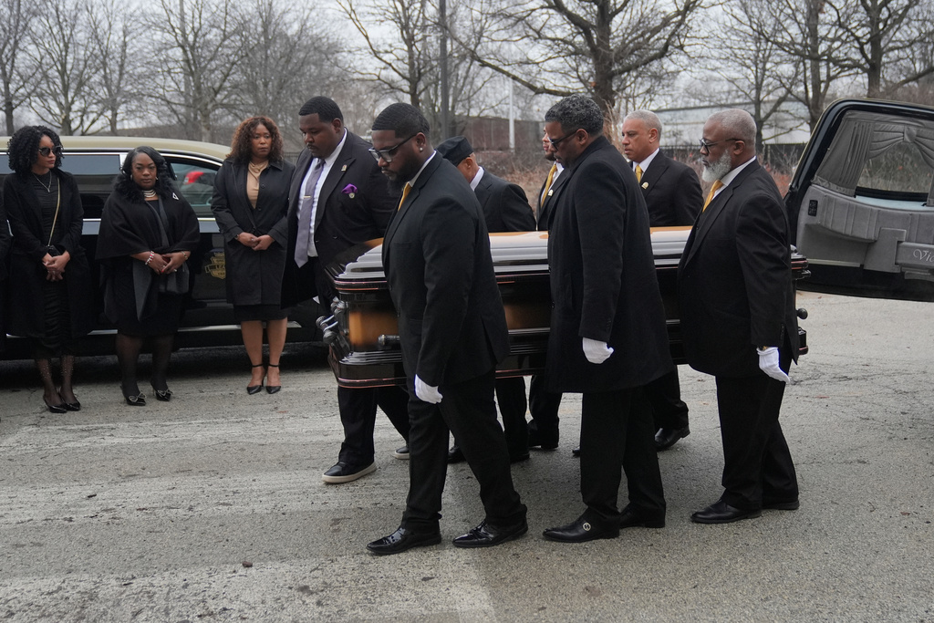 The casket with the Rev. Jesse Jackson arrives for the Public Homegoing Service at the House of Hope in Chicago, Friday, March 6, 2026. (AP Photo/Erin Hooley)