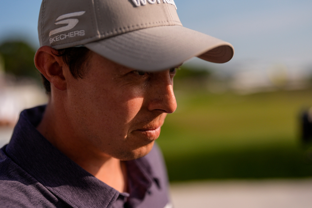 Matt Fitzpatrick leaves the 18th green during the third round at the RBC Heritage golf tournament, Saturday, April 18, 2026, in Hilton Head Island, S.C. (AP Photo/Mike Stewart)