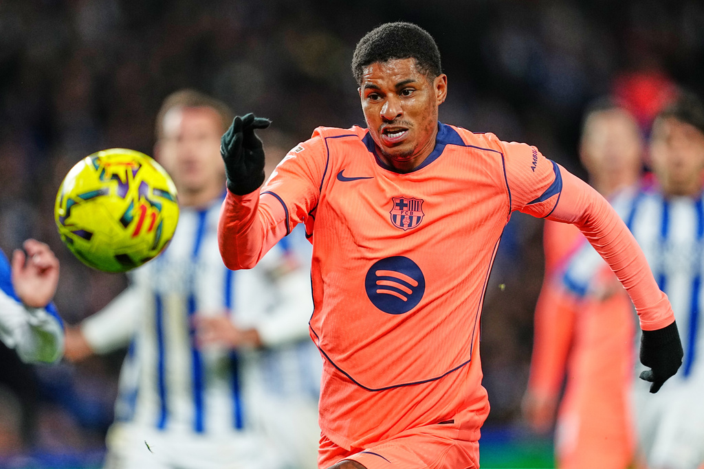 Barcelona's Marcus Rashford in action during the Spanish La Liga soccer match between Real Sociedad and Barcelona in San Sebastian, Spain, Sunday, Jan. 18, 2026. (AP Photo/Miguel Oses)