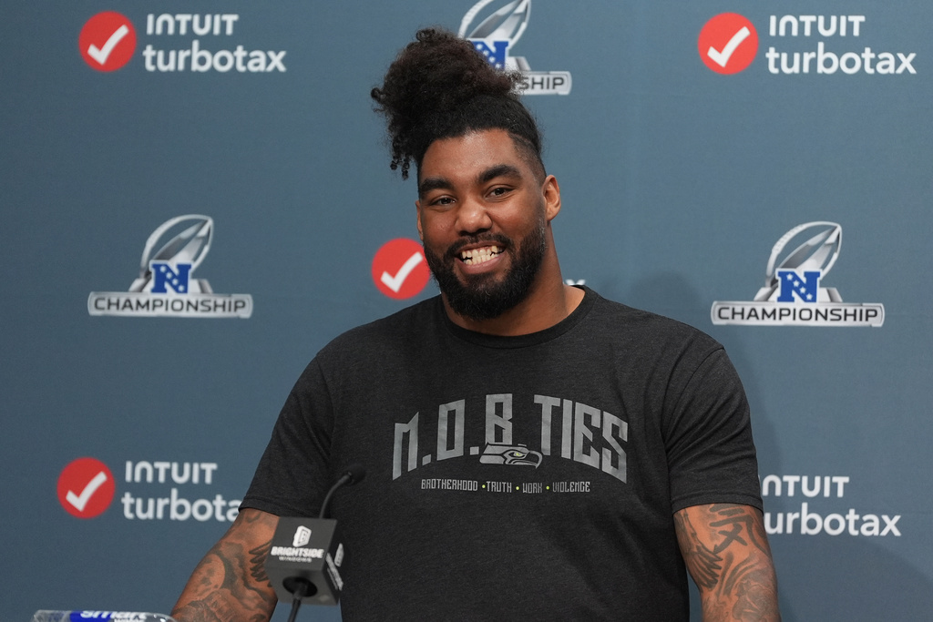Seattle Seahawks defensive tackle Leonard Williams speaks during a press conference at the team's facilities, Wednesday, Jan. 21, 2026, in Renton, Wash., ahead of the NFL football NFC Championship game against the Los Angeles Rams. (AP Photo/Lindsey Wasson)
