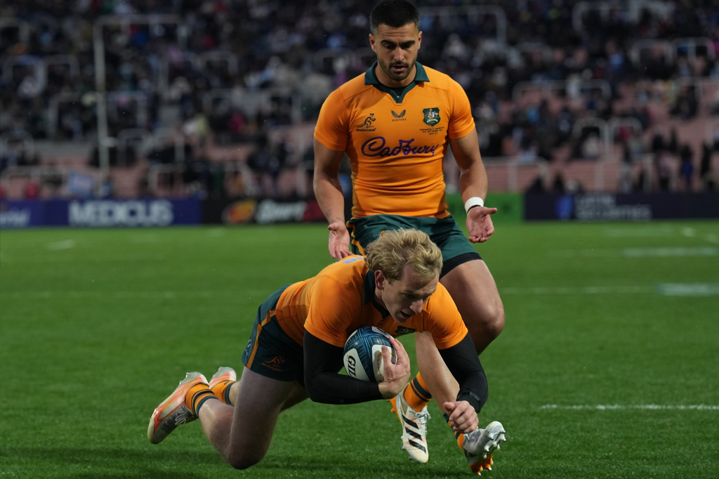 Australia's Max Jorgensen scores a try during a rugby test match against Argentina in Mendoza, Argentina, Saturday, Sept. 5, 2026. (AP Photo/Gustavo Garello)