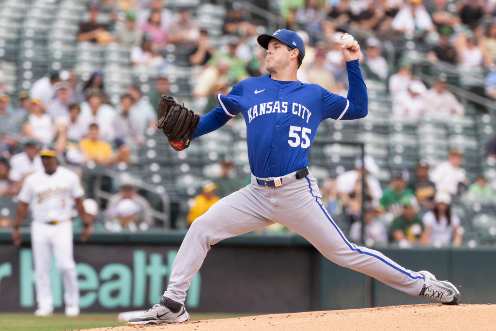 Kansas City Royals pitcher Cole Ragans throws to the Athletics during the first inning of a baseball game Sunday, Sept. 28, 2025, in West Sacramento, Calif. (AP Photo/Sara Nevis)