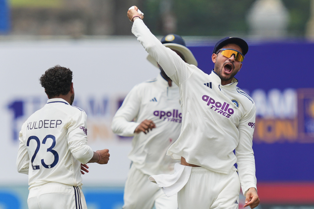 India's captain Shubman Gill celebrates taking a catch to dismiss Sri Lanka's Kamindu Mendis during the day three of the first cricket test match between Sri Lanka and India In Galle, Sri Lanka, Monday, Aug. 17, 2026. (AP Photo/Eranga Jayawardena)