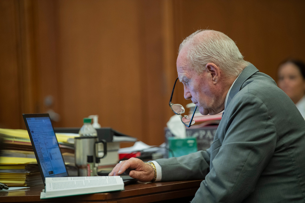 Attorney Kevin Reddington works on his computer as prosecutors cross examine psychologist Dr. Paul Zeizel during Lindsay Clancy's murder trial Wednesday, Aug. 19, 2026, in Plymouth, Mass. (Amanda Sabga/The Boston Herald via AP, Pool)