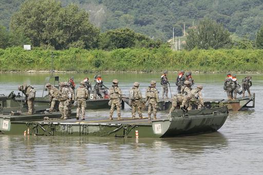 South Koreans want their own nukes. That could roil one... - Vimarsana News