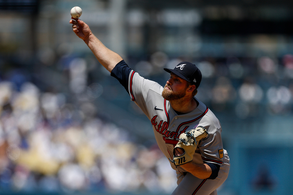 Atlanta Braves starting pitcher Bryce Elder delivers to the plate during the first inning of a baseball game against the Los Angeles Dodgers, Sunday, May 10, 2026, in Los Angeles. (AP Photo/Caroline Brehman)
