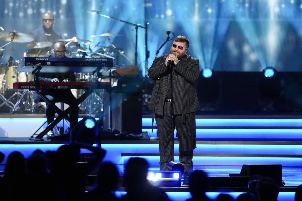 Teddy Swims performs "Without You" during MusiCares Person of the Year honoring Mariah Carey on Friday, Jan. 30, 2026, in Los Angeles. (AP Photo/Chris Pizzello)