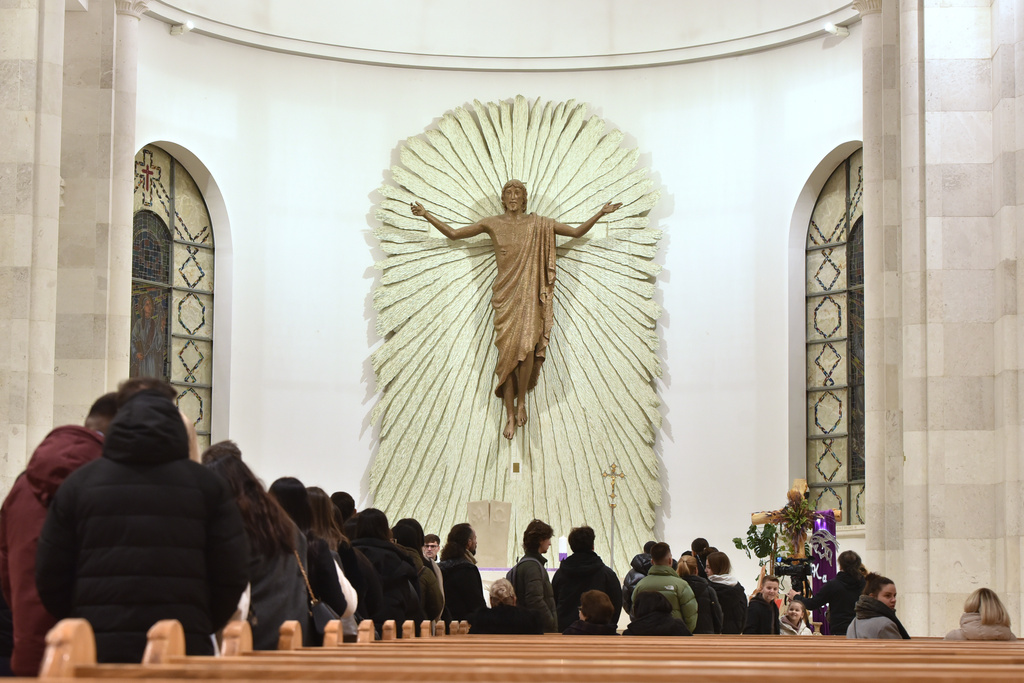 Faithful attend Ash Wednesday Mass marking the start of the Catholic Lent inside the Mother Teresa Cathedral in Pristina, Kosovo, Wednesday, Feb. 18, 2026. (AP Photo/Laura Hasani)