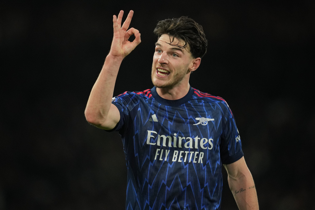 Arsenal's Declan Rice reacts during the Premier League soccer match between Arsenal and Fulham in London, Saturday, Oct. 18, 2025. (AP Photo/Kin Cheung)