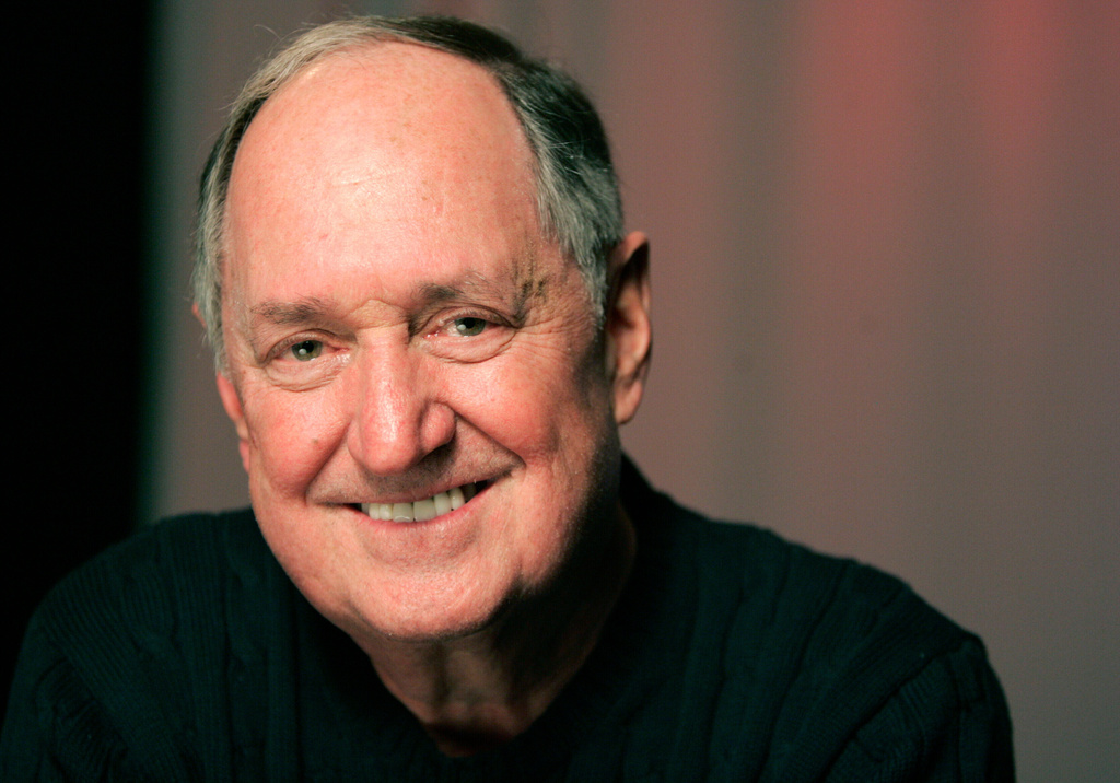 FILE - Recording artist Neil Sedaka poses for a portrait Tuesday, Jan. 26, 2010 in New York. (AP Photo/Jeff Christensen, File)