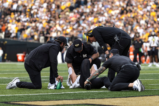 Medical staff attend to Missouri quarterback Beau Pribula after being injured during the second half of an NCAA college football game against Vanderbilt, Saturday, Oct. 25, 2025, in Nashville, Tenn. (AP Photo/Wade Payne) Medical staff attend to Missouri quarterback Beau Pribula after being injured during the second half of an NCAA college football game against Vanderbilt, Saturday, Oct. 25, 2025, in Nashville, Tenn. (AP Photo/Wade Payne)