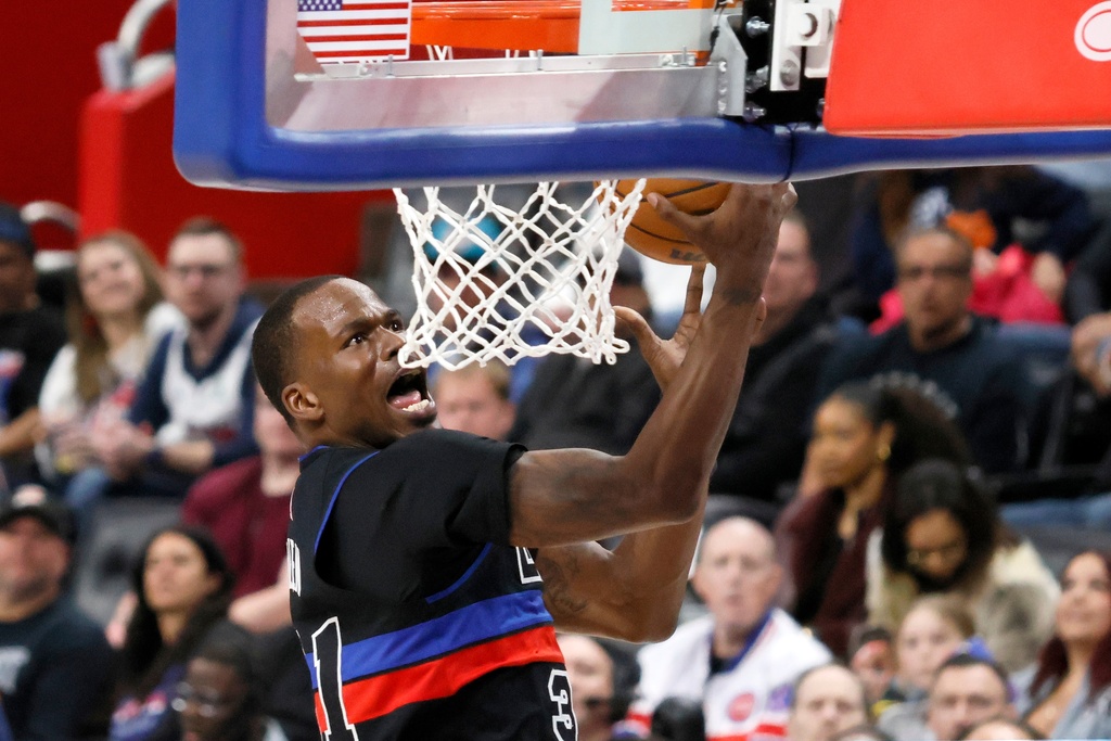 Detroit Pistons guard Javonte Green goes to the basket against the Cleveland Cavaliers during the first half of an NBA basketball game Friday, Feb. 27, 2026, in Detroit. (AP Photo/Duane Burleson)