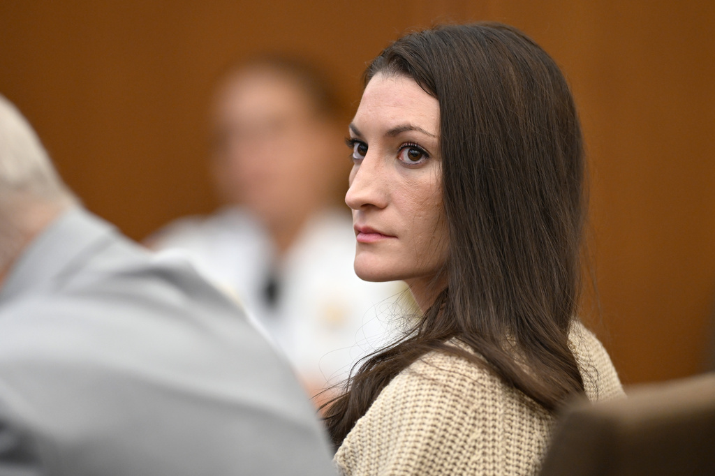 Lindsay Clancy, looks toward reporters in the courtroom during proceedings in her murder trial, Thursday, Aug. 20, 2026, in Plymouth, Mass. (AP Photo/Josh Reynolds, Pool)