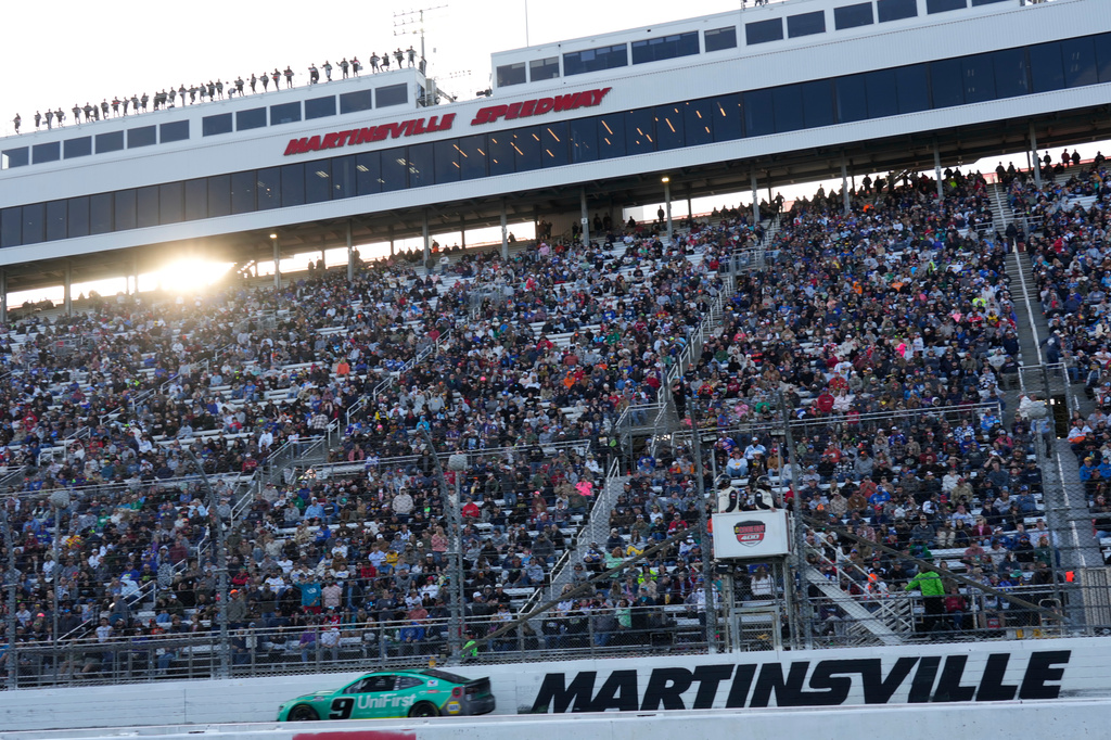 Chase Elliott (9) drives down the front stretch during a NASCAR Cup Series auto race in Martinsville, Va., Sunday, March 29, 2026. (AP Photo/Chuck Burton)