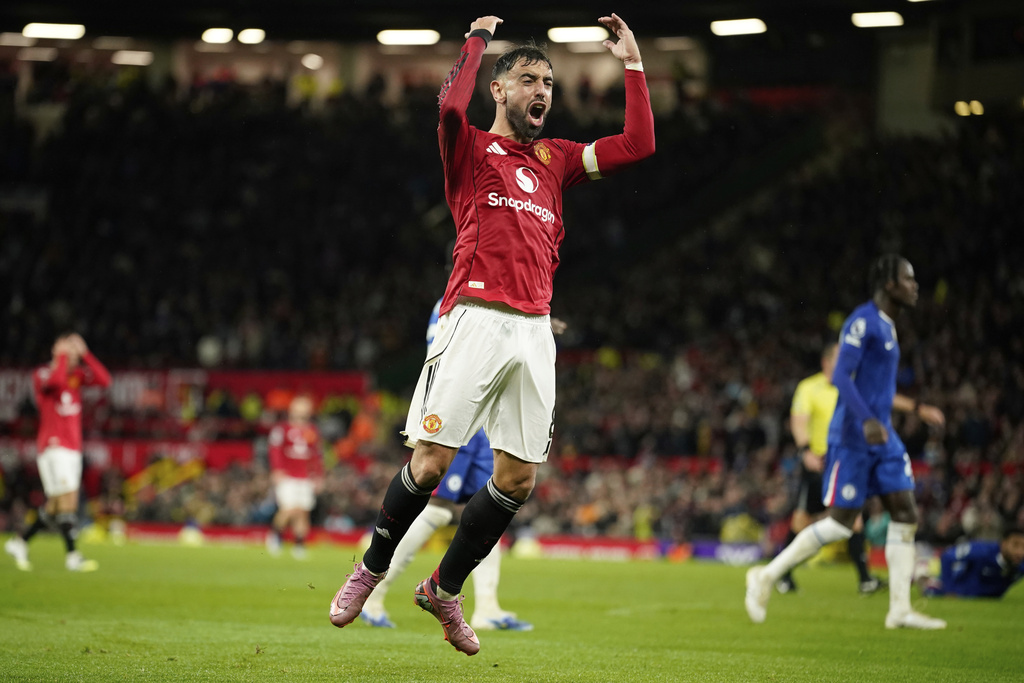 Manchester United's Bruno Fernandes reacts during the English Premier League soccer match between Manchester United and Chelsea at the Old Trafford stadium in Manchester, England, Saturday, Sept. 20, 2025. (AP Photo/Dave Thompson)