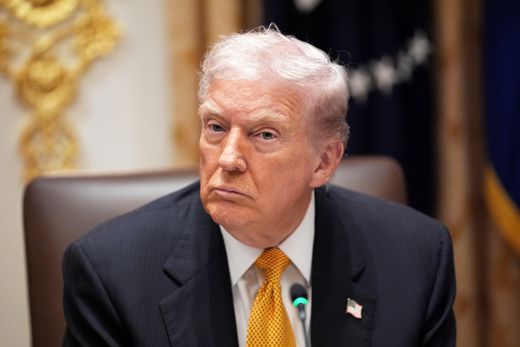 President Donald Trump meets with Hungary's Prime Minister Viktor Orban in the Cabinet Room of the White House, Friday, Nov. 7, 2025, in Washington. (AP Photo/Evan Vucci)