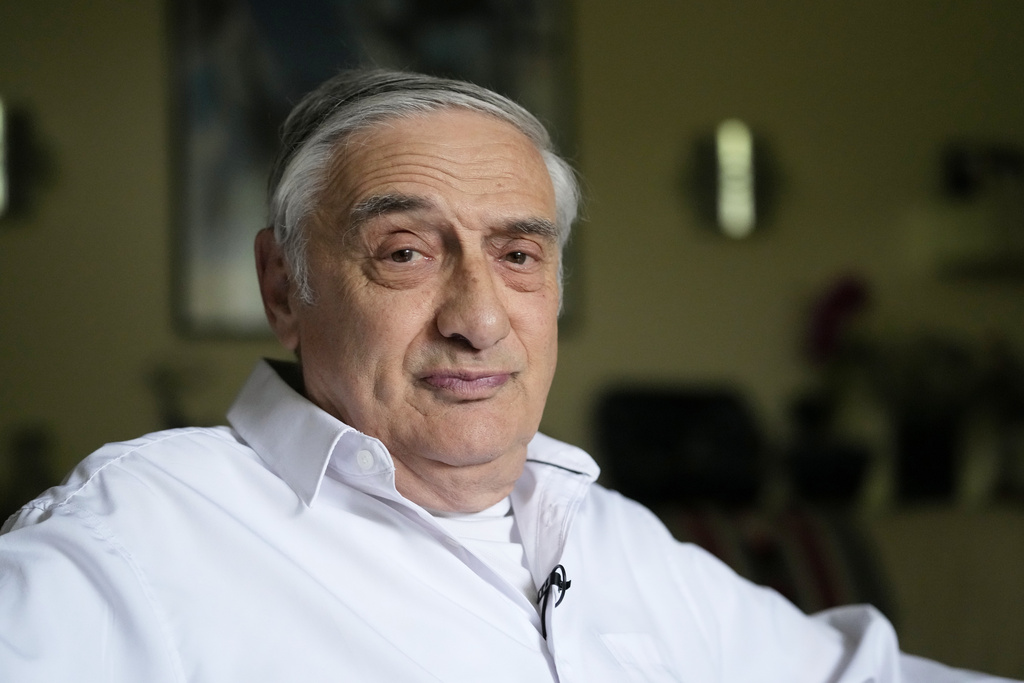 Joel Mokyr poses for a photo at his home, Monday, Oct. 13, 2025, in Skokie, Ill., after winning the Nobel prize in economics. (AP Photo/Nam Y. Huh)