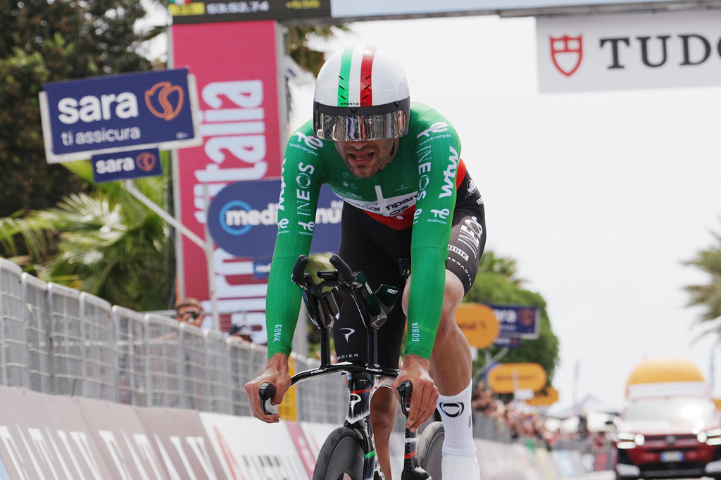 Italy's Filippo Ganna pedals during the 10th stage of the Giro d'Italia cycling race from Viareggio to Massa, Italy, Tuesday May 19, 2026. (Marco Alpozzi/LaPresse via AP)
