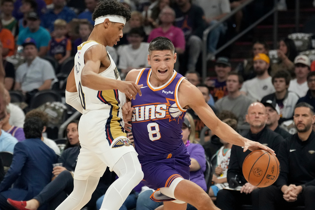 Grayson Allen's 42-point outburst is the latest highlight in Suns' surprisingly good start to season